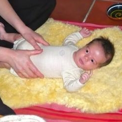Massages autour de la Naissance, la périnatalité, la féminité.