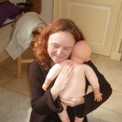 Massages autour de la Naissance, la périnatalité, la féminité.