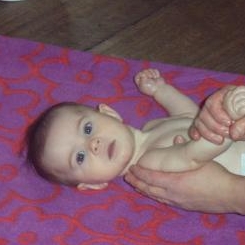 Massages autour de la Naissance, la périnatalité, la féminité.